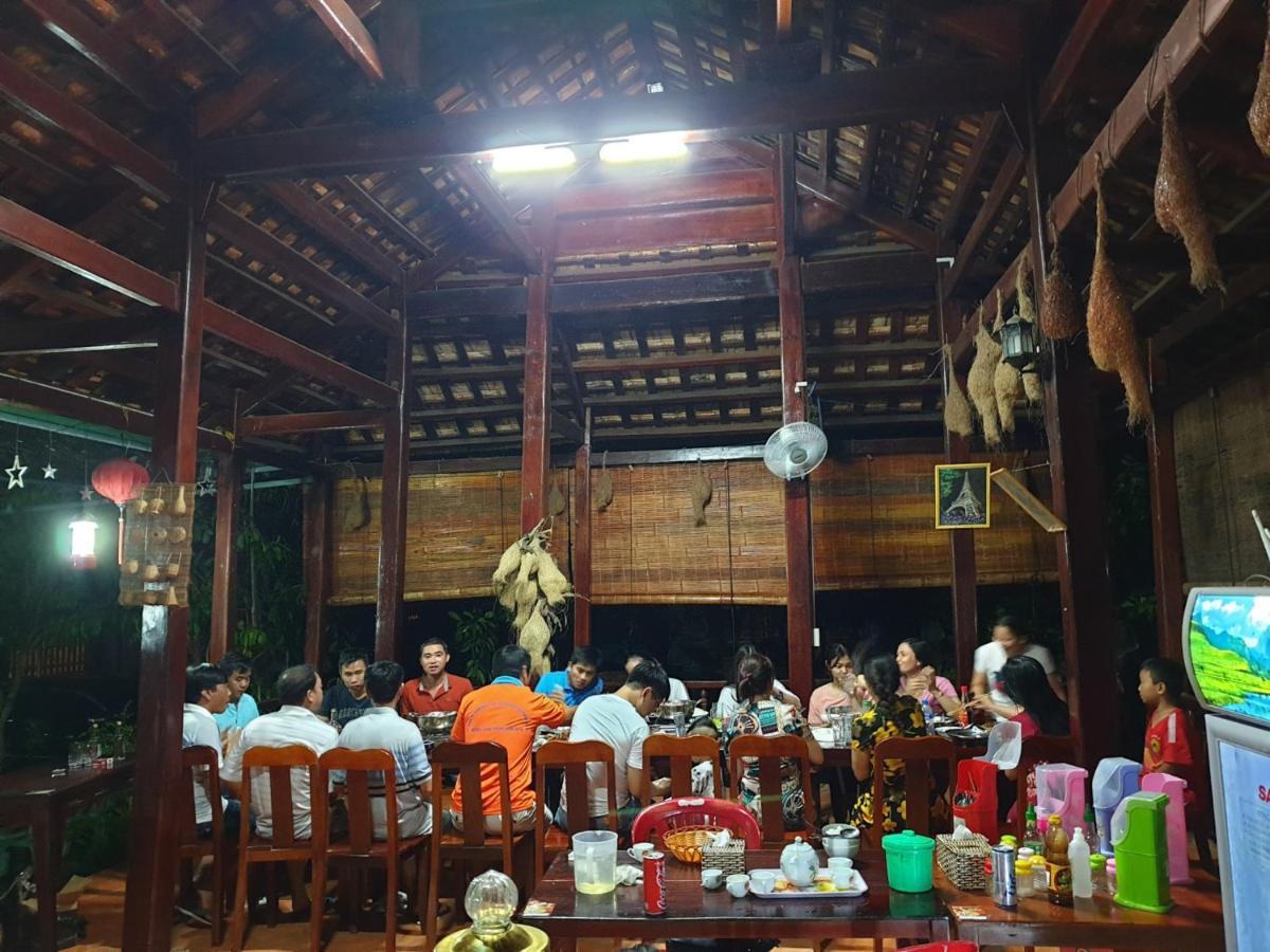 Quan Tom Cat Tien Farmer Lodge מראה חיצוני תמונה
